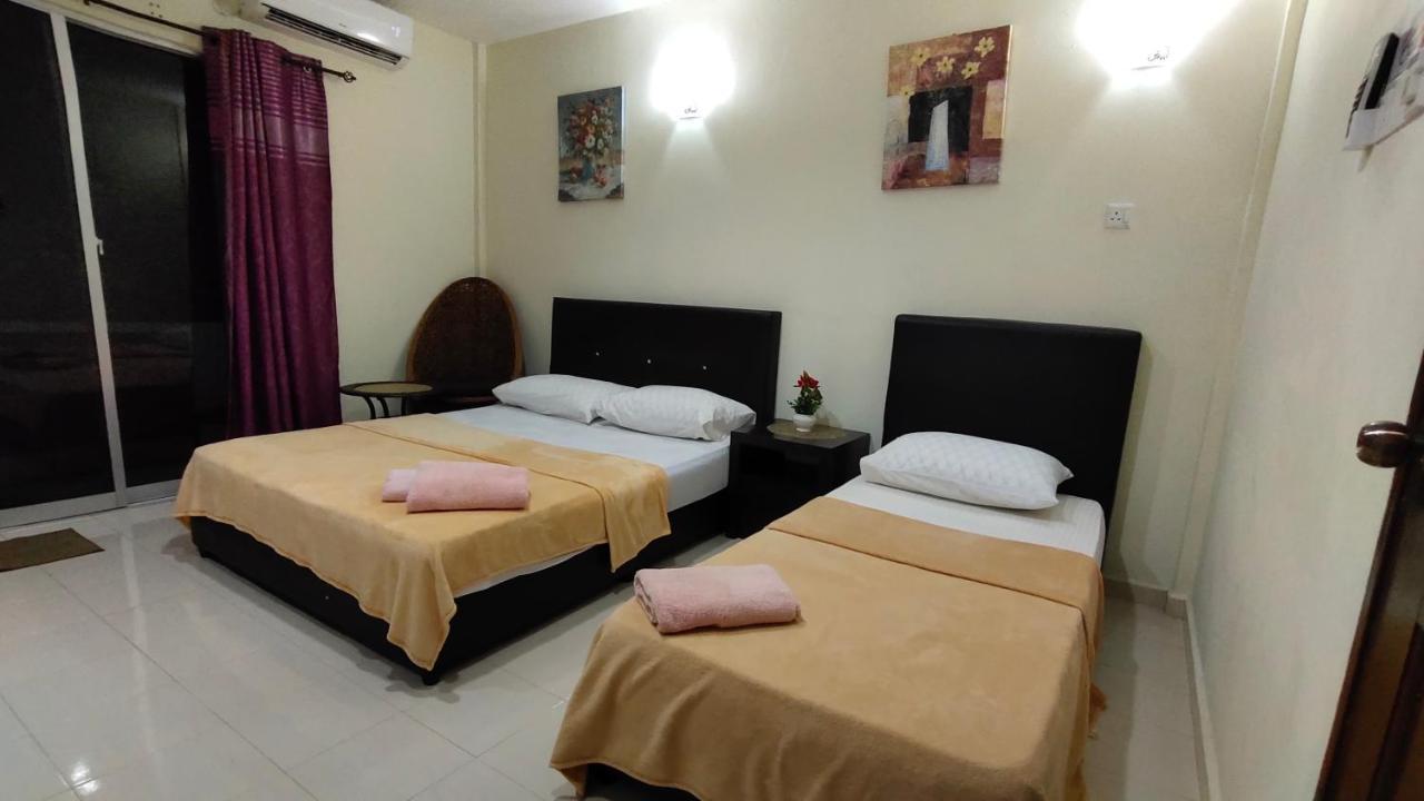 Huda Inn Pantai Cenang  Zimmer foto