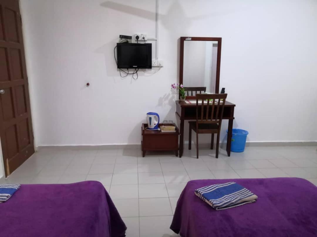Huda Inn Pantai Cenang  Exterior foto