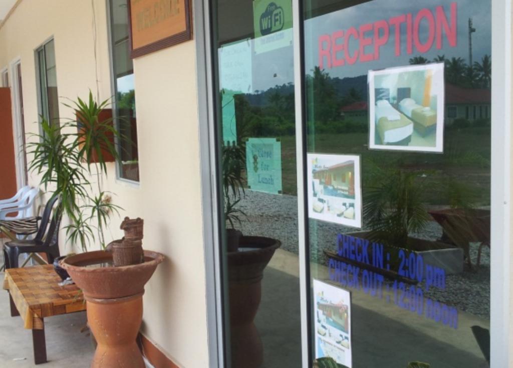 Huda Inn Pantai Cenang  Exterior foto