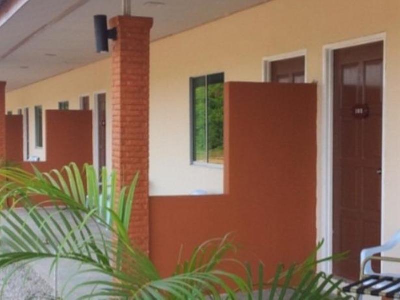 Huda Inn Pantai Cenang  Exterior foto