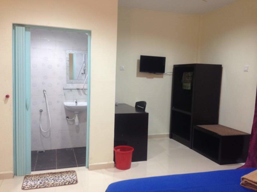 Huda Inn Pantai Cenang  Exterior foto