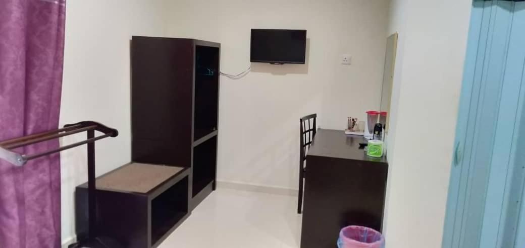 Huda Inn Pantai Cenang  Exterior foto