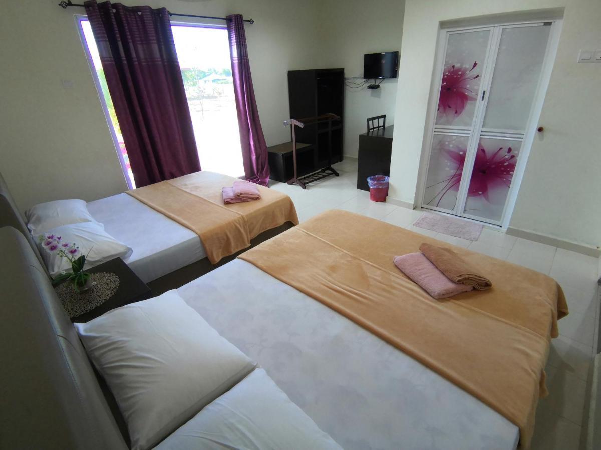 Huda Inn Pantai Cenang  Exterior foto